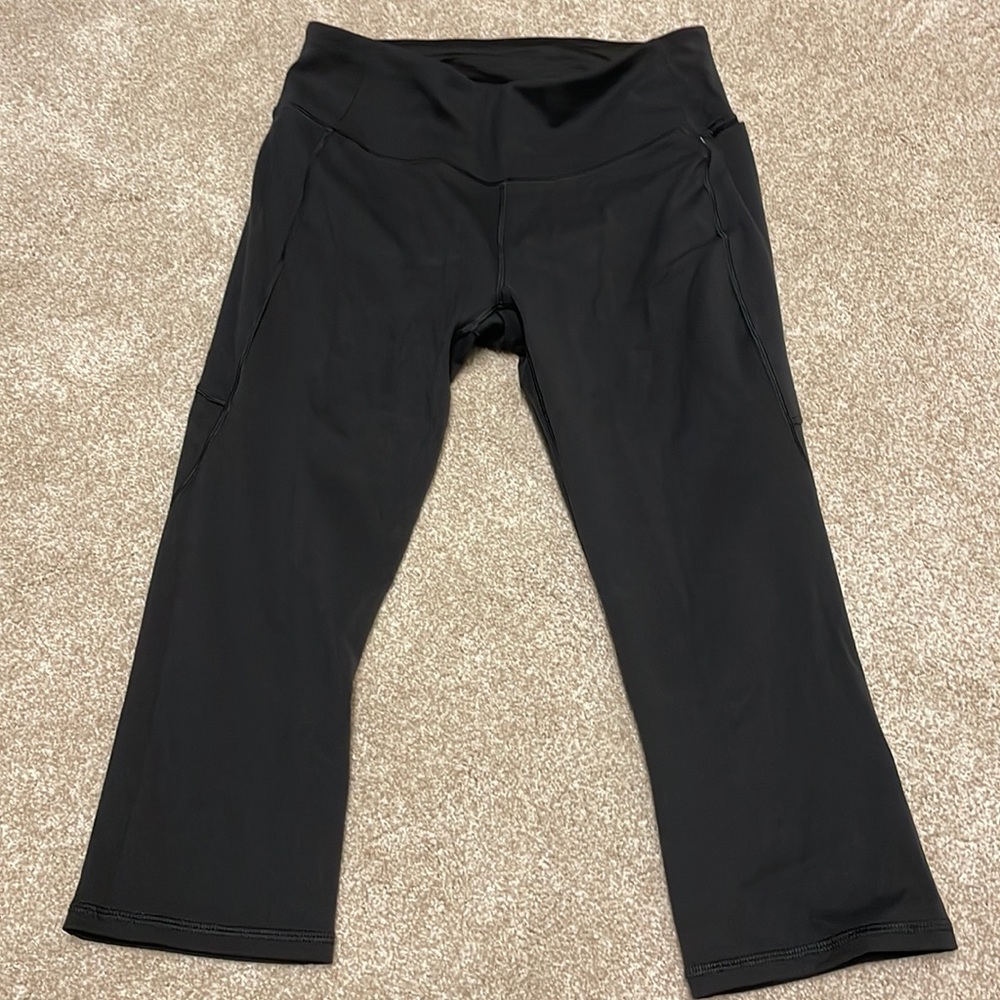 Calia by Carrie Underwood crop leggings with one side pocket, worn 1 time